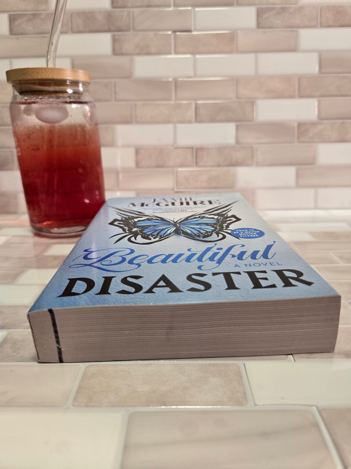 Beautiful Disaster (Beautiful Disaster #1)
