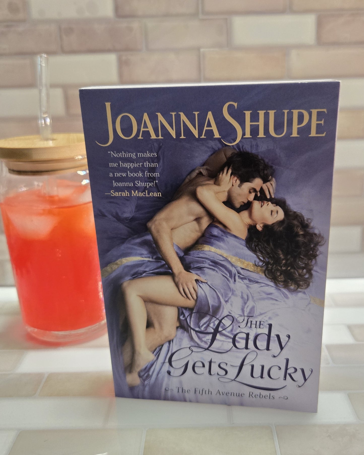 The Lady Gets Lucky (The Fifth Avenue Rebels #2)